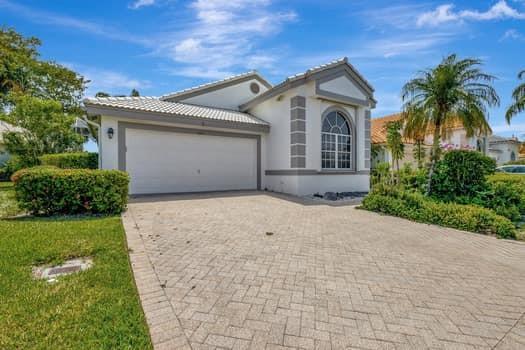 1 of 55 - 11917 Fountainside Cir, Boynton Beach, FL