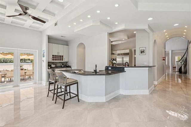 3 of 51 - 3900 Ne 23rd Ter, Lighthouse Point, FL