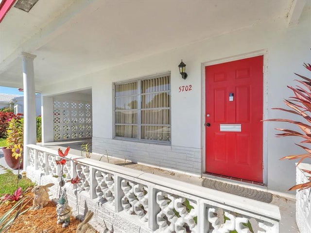 3 of 22 - 5702 Nw 84th Ave, Tamarac, FL