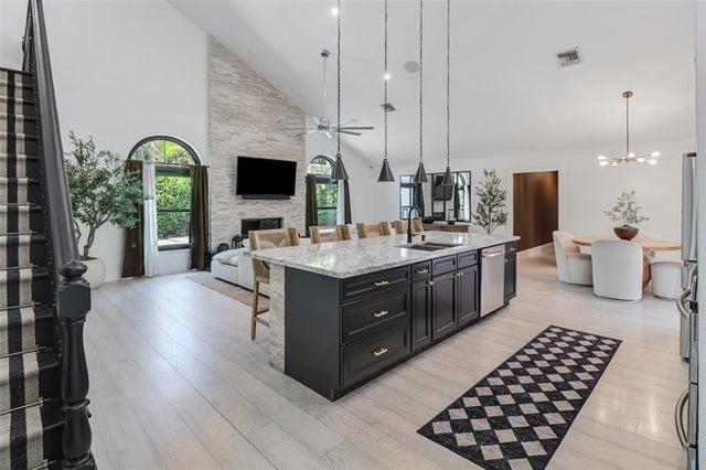 5 of 35 - 8250 Nw 49th Mnr, Coral Springs, FL