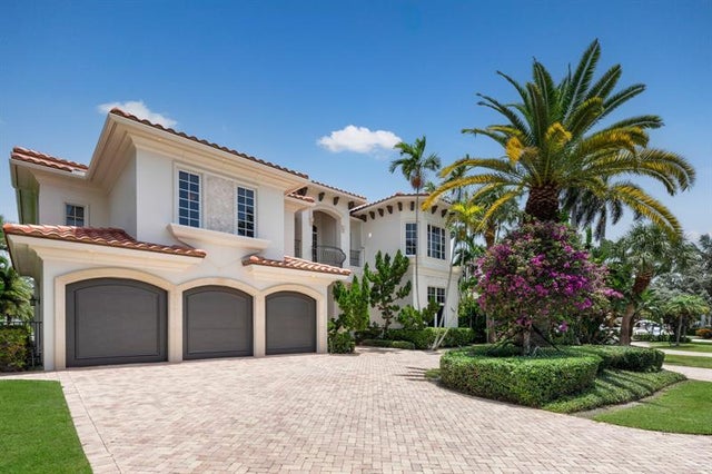 2 of 48 - 501 Golden Harbour Dr, Boca Raton, FL
