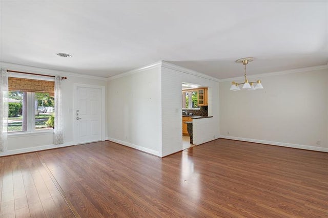 5 of 18 - 5930 Ne 21st Dr, Fort Lauderdale, FL