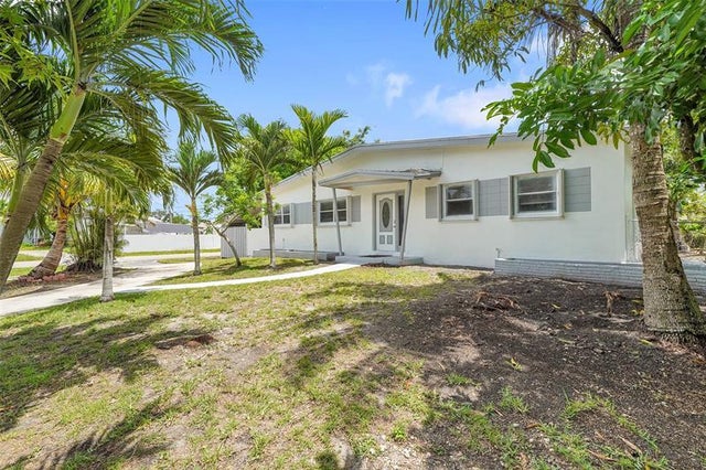 1 of 59 - 12000 Sw 187th St, Miami, FL