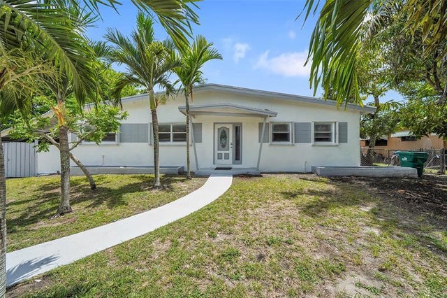 3 of 59 - 12000 Sw 187th St, Miami, FL