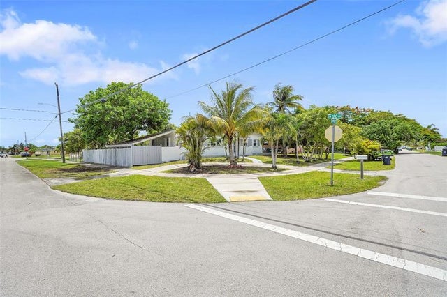 5 of 59 - 12000 Sw 187th St, Miami, FL