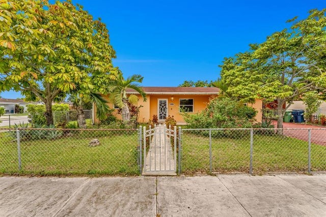 2 of 37 - N/A, Miami, FL