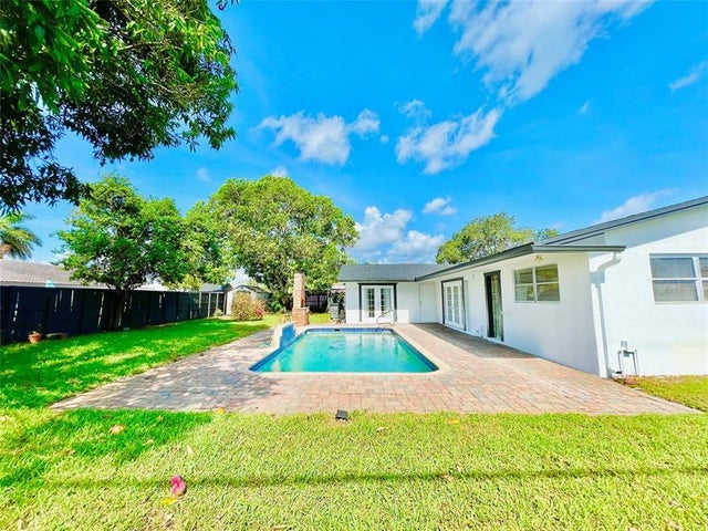 3 of 38 - 1478 Ne 56th St, Fort Lauderdale, FL