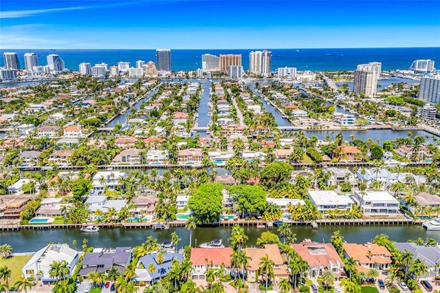 3 of 38 - 56 Fiesta Way, Fort Lauderdale, FL