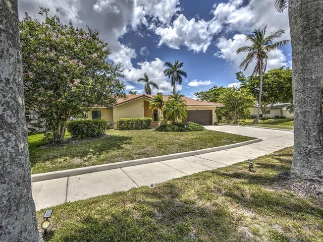 5 of 47 - 7625 Sunflower Drive, Margate, FL
