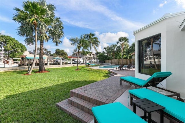 5 of 34 - 314 Isle Of Capri Dr, Fort Lauderdale, FL