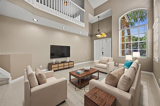 4 of 59 - 4049 Plumbago Pl, Lake Worth, FL