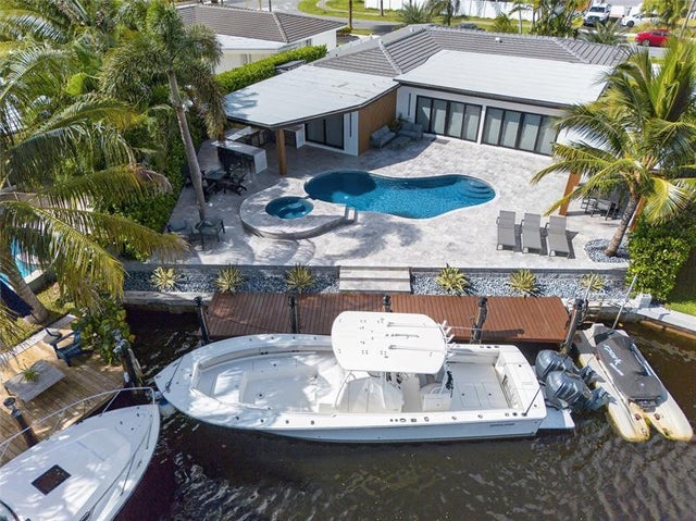 2 of 80 - 160 Se 3rd Ct, Pompano Beach, FL