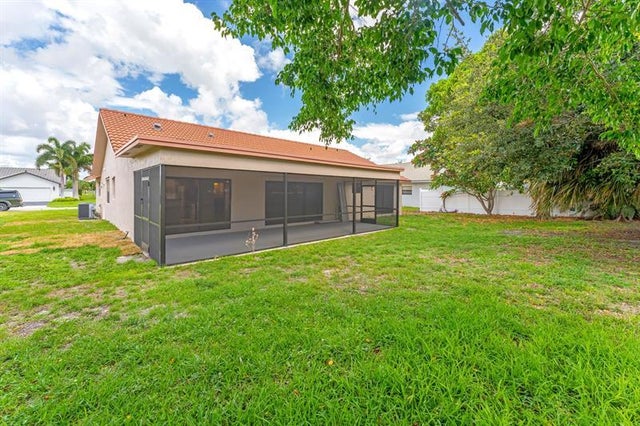 3 of 29 - 2600 Sw 23rd Cranbrook Dr, Boynton Beach, FL