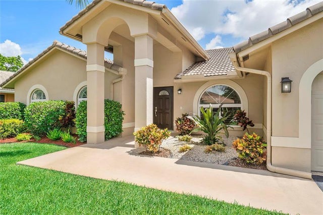 1 of 37 - 9751 Nw 51st St, Coral Springs, FL