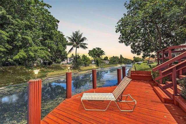 2 of 51 - 611 Nw 42nd Ave, Coconut Creek, FL