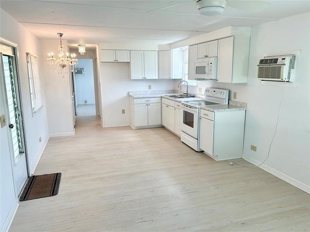 4 of 20 - 5400 Se Jack Avenue, H3, Stuart, FL