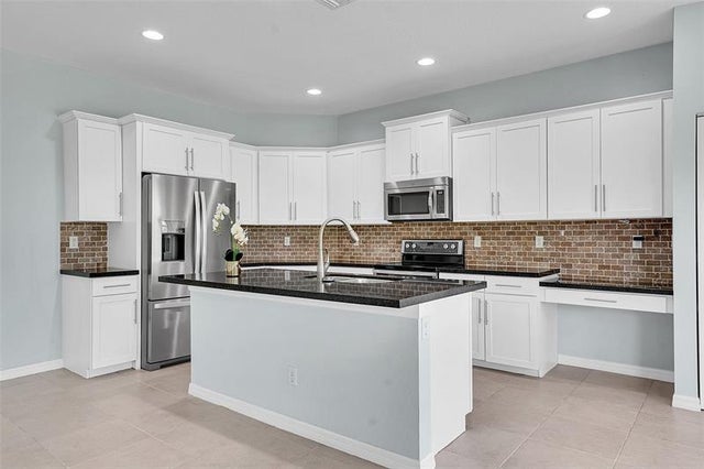 2 of 47 - 7162 Prudencia Dr, Lake Worth, FL