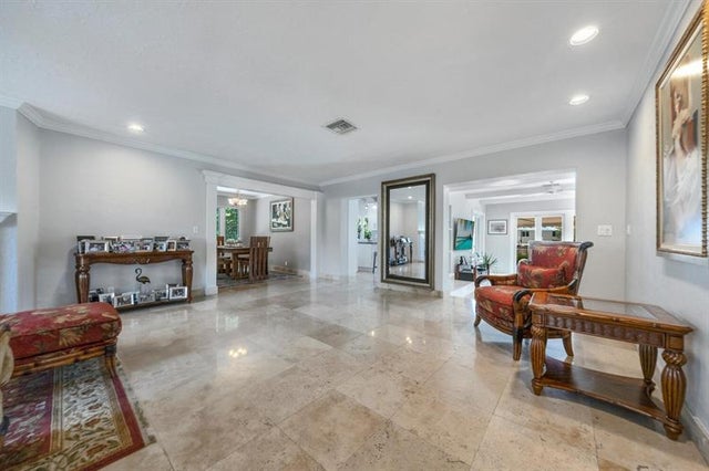 4 of 45 - 2319 Castilla Isle, Fort Lauderdale, FL