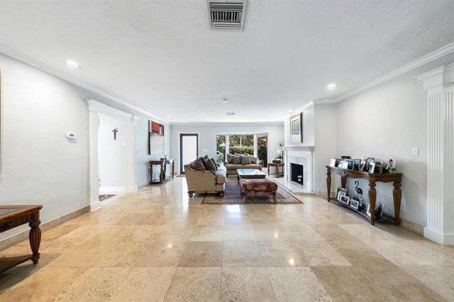 5 of 45 - 2319 Castilla Isle, Fort Lauderdale, FL
