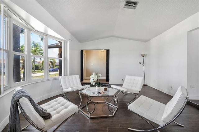 4 of 19 - 1844 Nw 83rd Dr, Coral Springs, FL