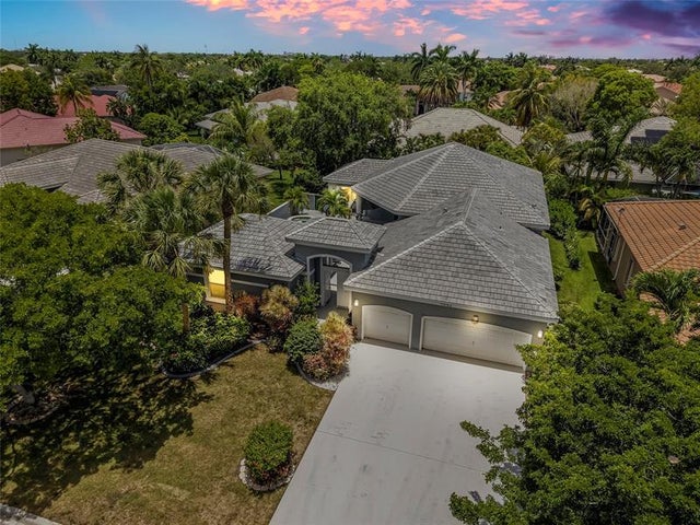 2 of 49 - 4862 Kensington Cr, Coral Springs, FL