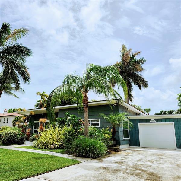 2 of 20 - 1625 S Palmway, Lake Worth, FL