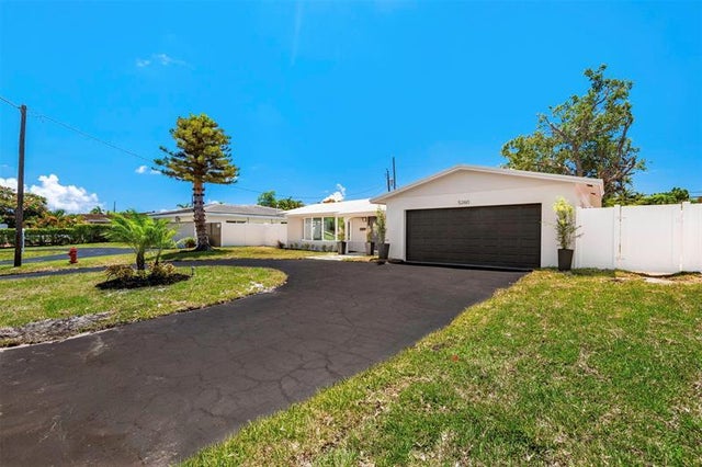 3 of 48 - 5260 Ne 17th Ave, Fort Lauderdale, FL