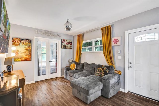 5 of 33 - 130 Akron St, Lake Worth, FL