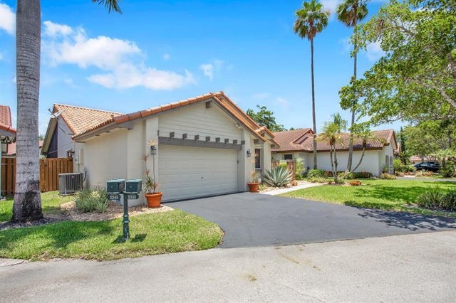 3 of 47 - 2335 Dover, Weston, FL
