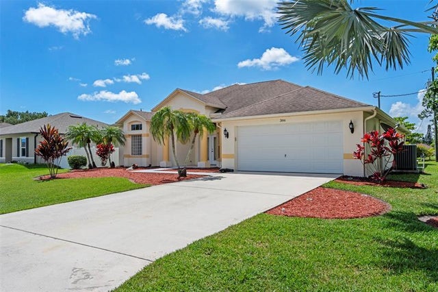 4 of 51 - 386 Sw Donna Ter, Port St. Lucie, FL
