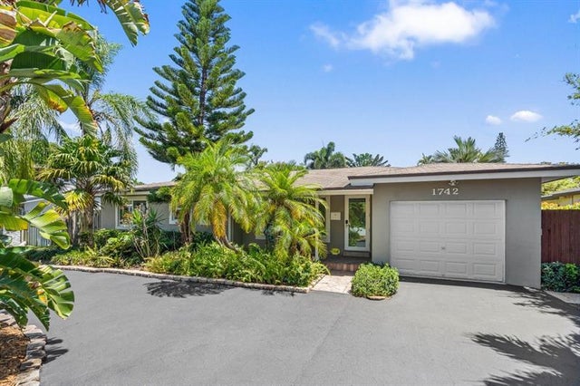 1 of 39 - 1742 Ne 28th Dr, Wilton Manors, FL