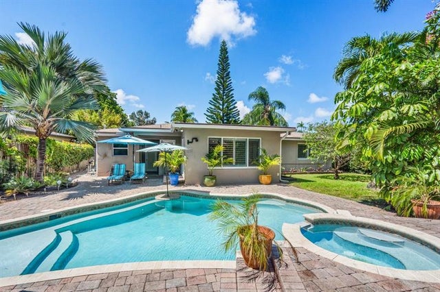 2 of 39 - 1742 Ne 28th Dr, Wilton Manors, FL