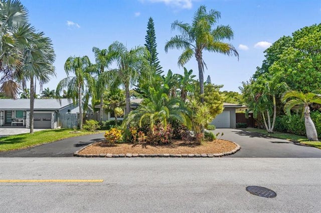 3 of 39 - 1742 Ne 28th Dr, Wilton Manors, FL