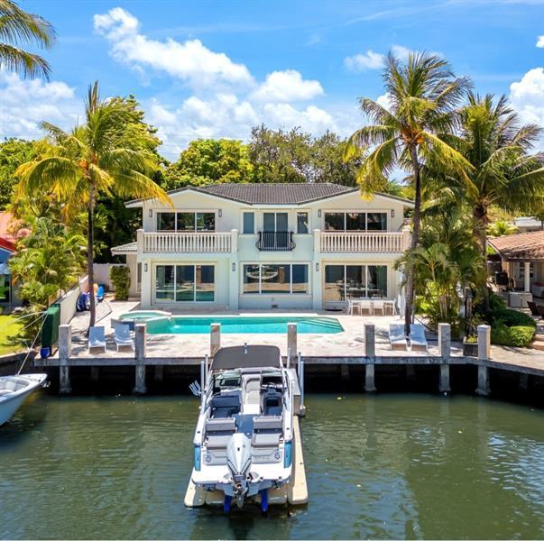 1 of 52 - 2432 Bayview Dr, Fort Lauderdale, FL