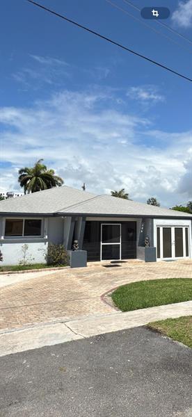 2 of 21 - 136 Se 2nd Ct, Dania, FL