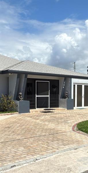 3 of 21 - 136 Se 2nd Ct, Dania, FL