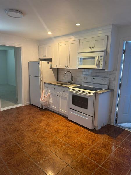 4 of 15 - 533 Ne 15th St, Fort Lauderdale, FL