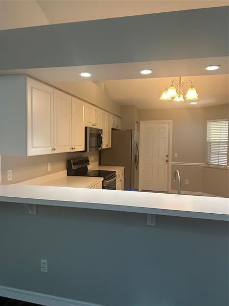 5 of 25 - 537 6th St, Vero Beach, FL