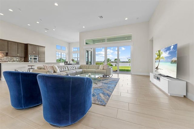3 of 57 - 935 Hookline Cir, Loxahatchee, FL