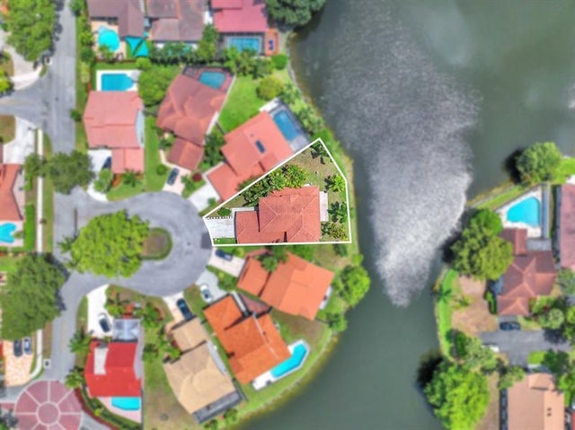 4 of 23 - 1838 Nw 94th Ave, Plantation, FL