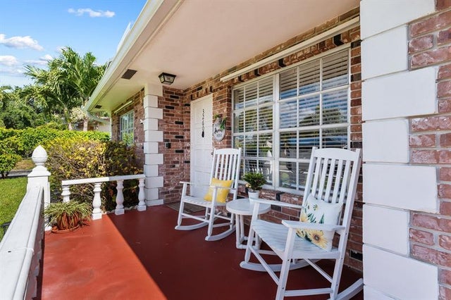 4 of 25 - 3260 Nw 66th St, Fort Lauderdale, FL