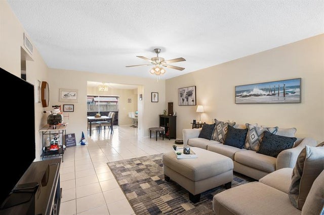 5 of 25 - 3260 Nw 66th St, Fort Lauderdale, FL