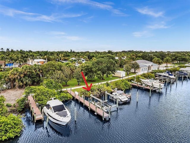 5 of 36 - 755 Sw River Bend Cir, Stuart, FL