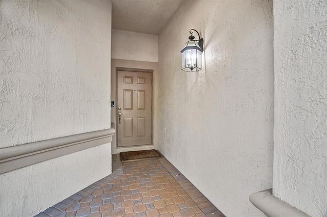 4 of 49 - 972 Lavender Cir, Weston, FL