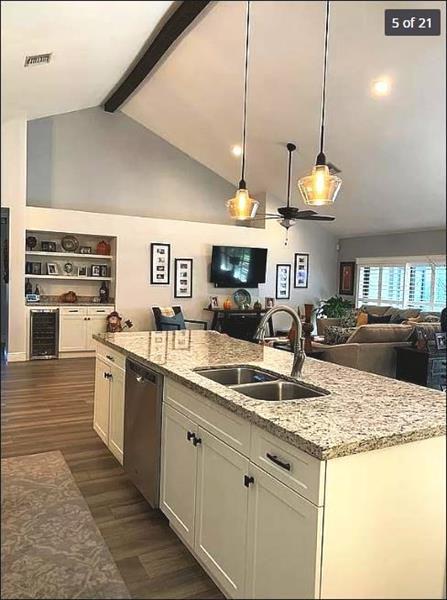 5 of 21 - 4207 Nw 70th Ln, Coral Springs, FL