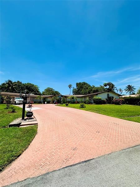 3 of 16 - 1701 Se Canora Rd, Port St. Lucie, FL