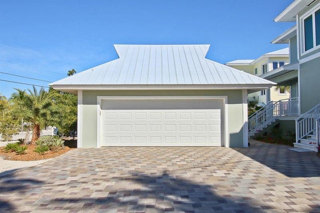 2 of 57 - 101 Windy Point Cir, Marathon, FL