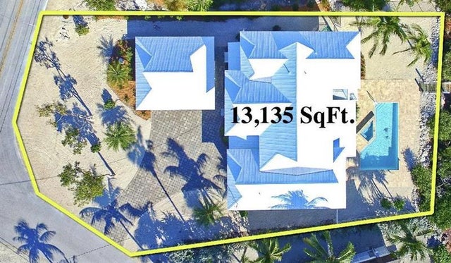 4 of 57 - 101 Windy Point Cir, Marathon, FL