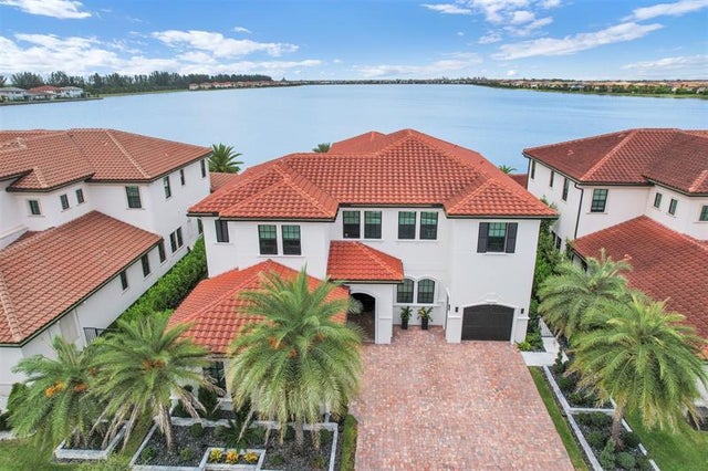 4 of 97 - 12535 S Parkland Bay Trl, Parkland, FL