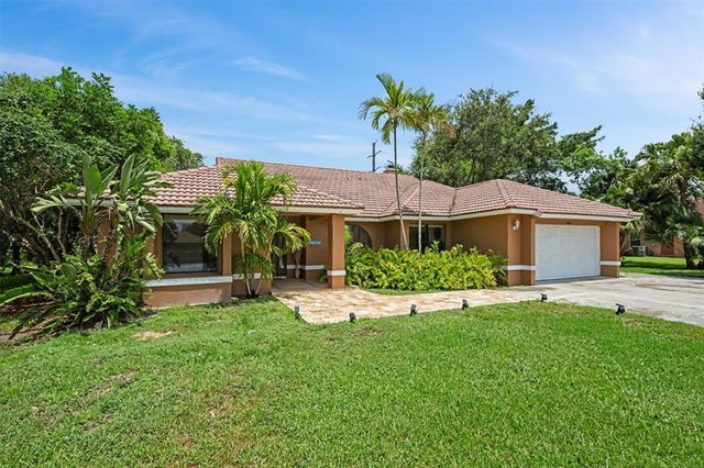1 of 44 - 1440 Chapparel Way, Wellington, FL
